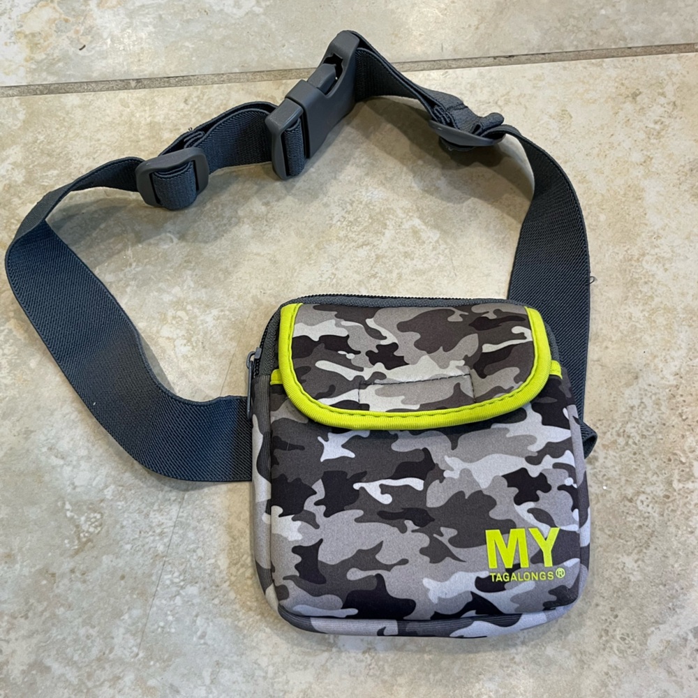 MYTAGALONGS Camouflage Belt Bag